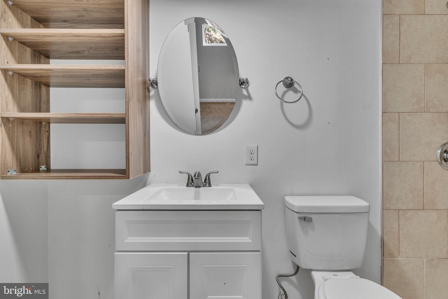 6604 CAVALIER DR, ALEXANDRIA, Virginia 22307, 4 Bedrooms Bedrooms, ,3 BathroomsBathrooms,Residential,For sale,6604 CAVALIER DR,VAFX2240034 MLS # VAFX2240034
