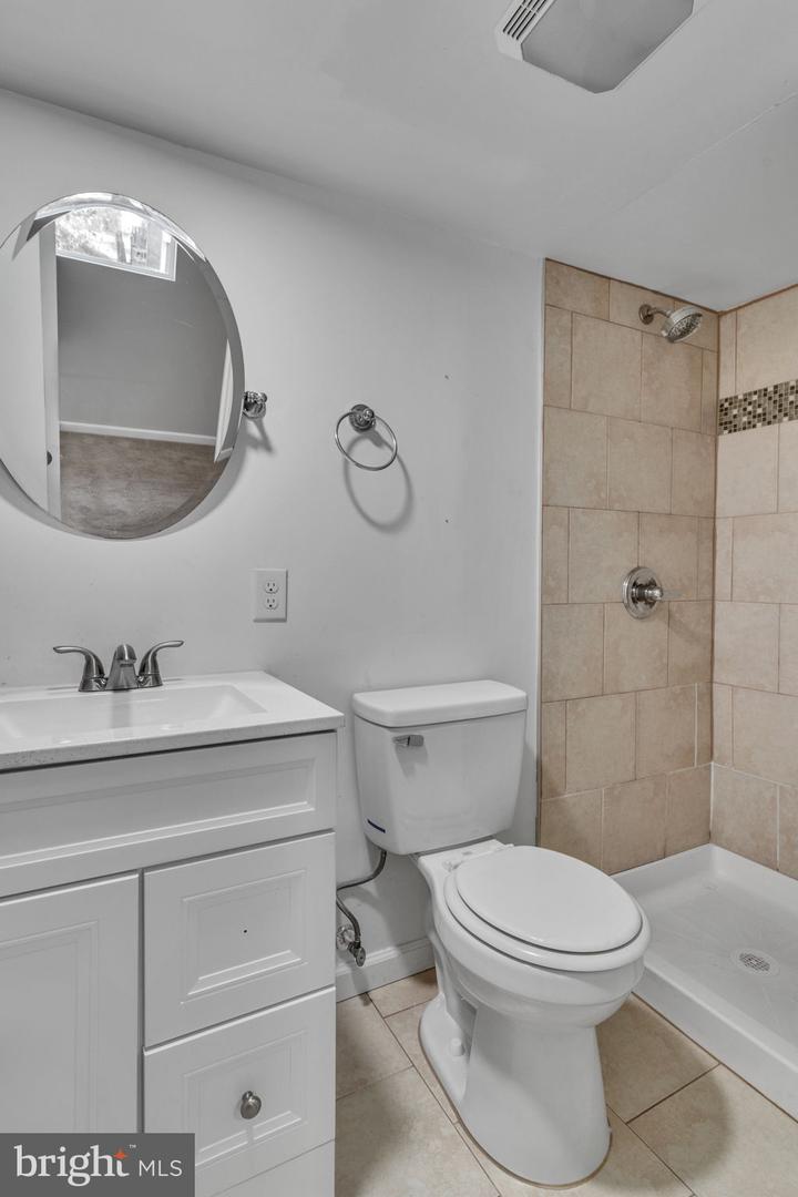6604 CAVALIER DR, ALEXANDRIA, Virginia 22307, 4 Bedrooms Bedrooms, ,3 BathroomsBathrooms,Residential,For sale,6604 CAVALIER DR,VAFX2240034 MLS # VAFX2240034
