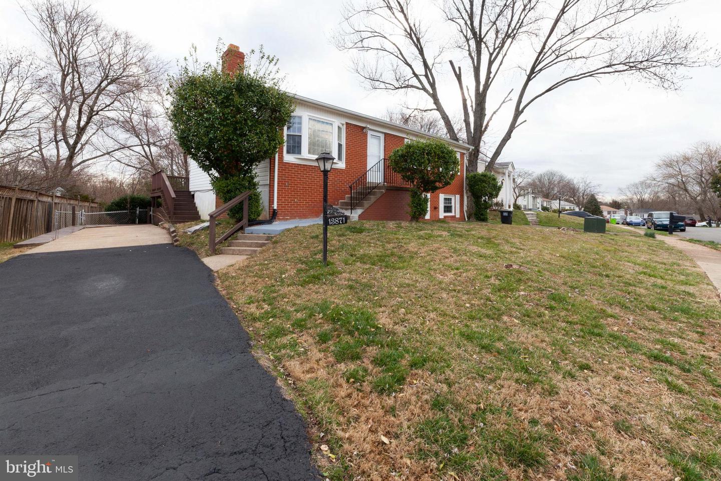 13871 LANGSTONE DR, WOODBRIDGE, Virginia 22193, 4 Bedrooms Bedrooms, ,2 BathroomsBathrooms,Residential,For sale,13871 LANGSTONE DR,VAPW2094438 MLS # VAPW2094438