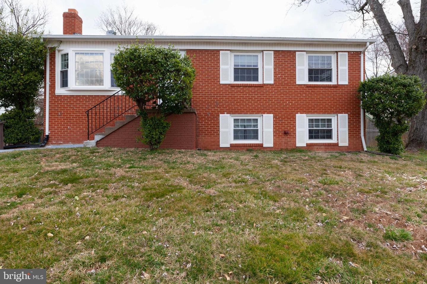 13871 LANGSTONE DR, WOODBRIDGE, Virginia 22193, 4 Bedrooms Bedrooms, ,2 BathroomsBathrooms,Residential,For sale,13871 LANGSTONE DR,VAPW2094438 MLS # VAPW2094438