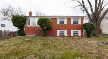 13871 LANGSTONE DR, WOODBRIDGE, Virginia 22193, 4 Bedrooms Bedrooms, ,2 BathroomsBathrooms,Residential,For sale,13871 LANGSTONE DR,VAPW2094438 MLS # VAPW2094438