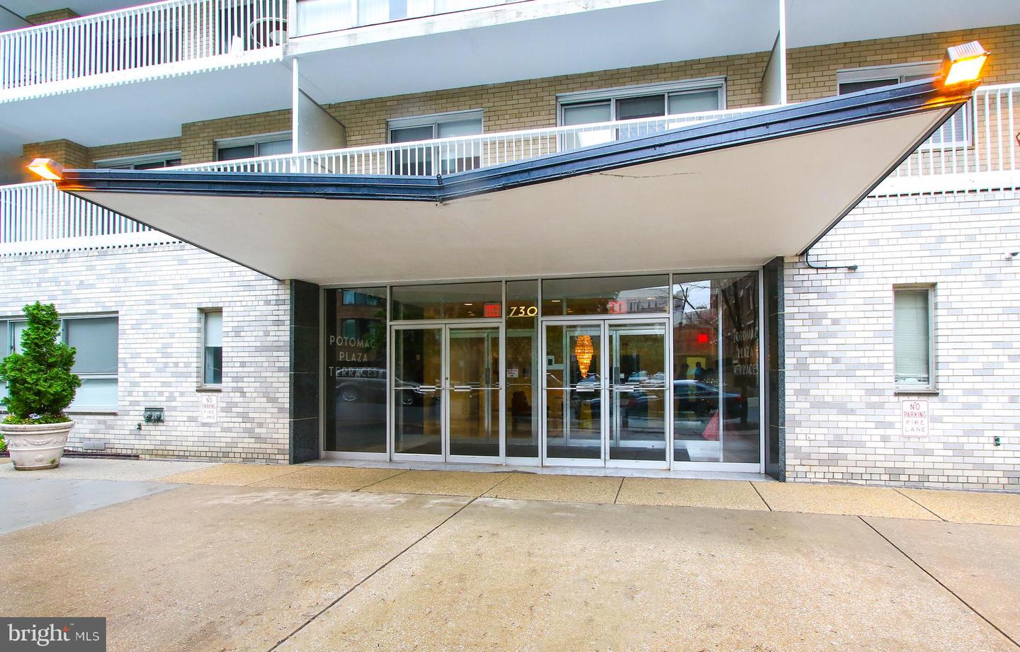 730 24TH ST NW #805, WASHINGTON, District Of Columbia 20037, 1 Bedroom Bedrooms, ,1 BathroomBathrooms,Residential,For sale,730 24TH ST NW #805,DCDC2200088 MLS # DCDC2200088