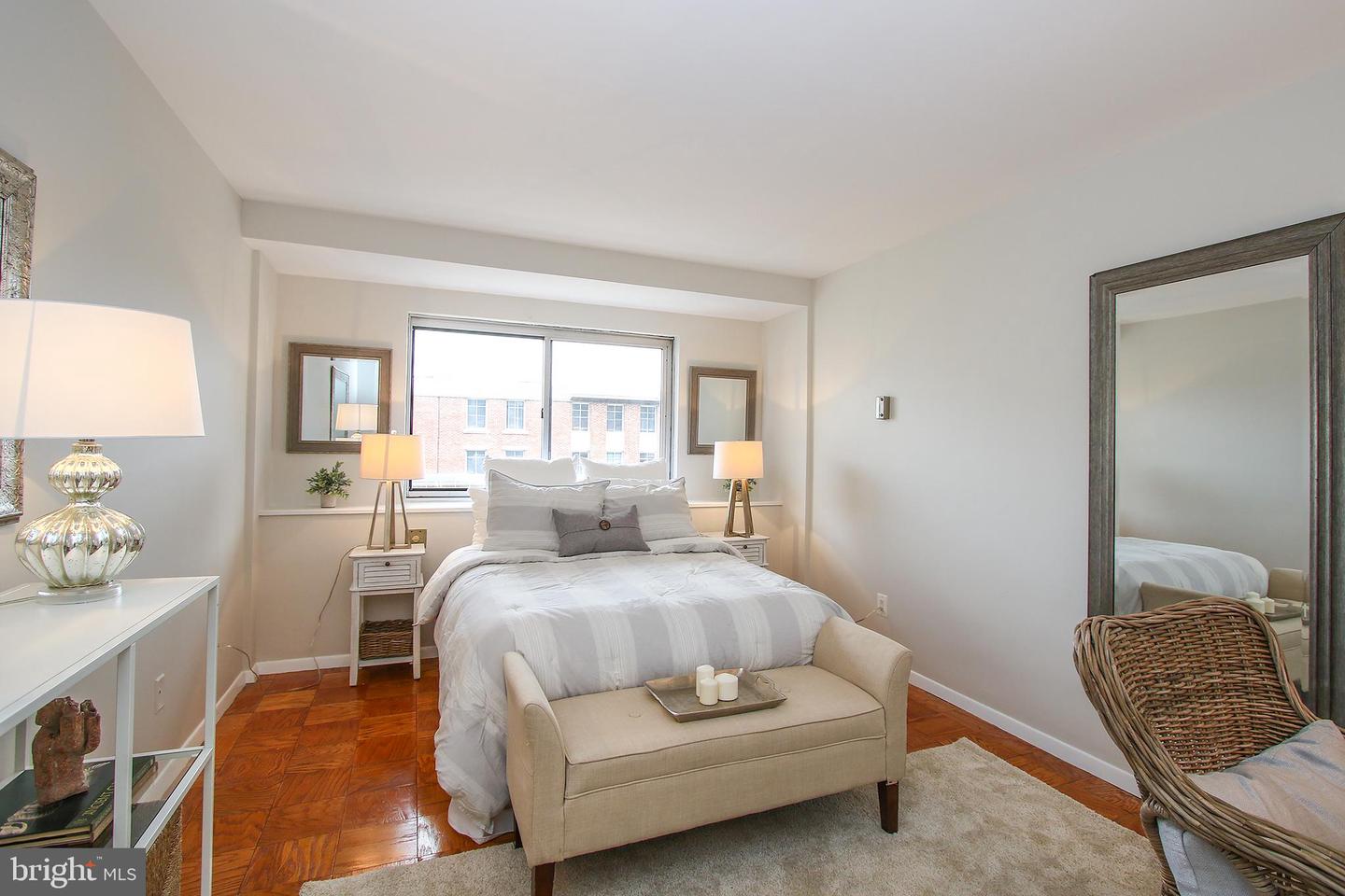 730 24TH ST NW #805, WASHINGTON, District Of Columbia 20037, 1 Bedroom Bedrooms, ,1 BathroomBathrooms,Residential,For sale,730 24TH ST NW #805,DCDC2200088 MLS # DCDC2200088