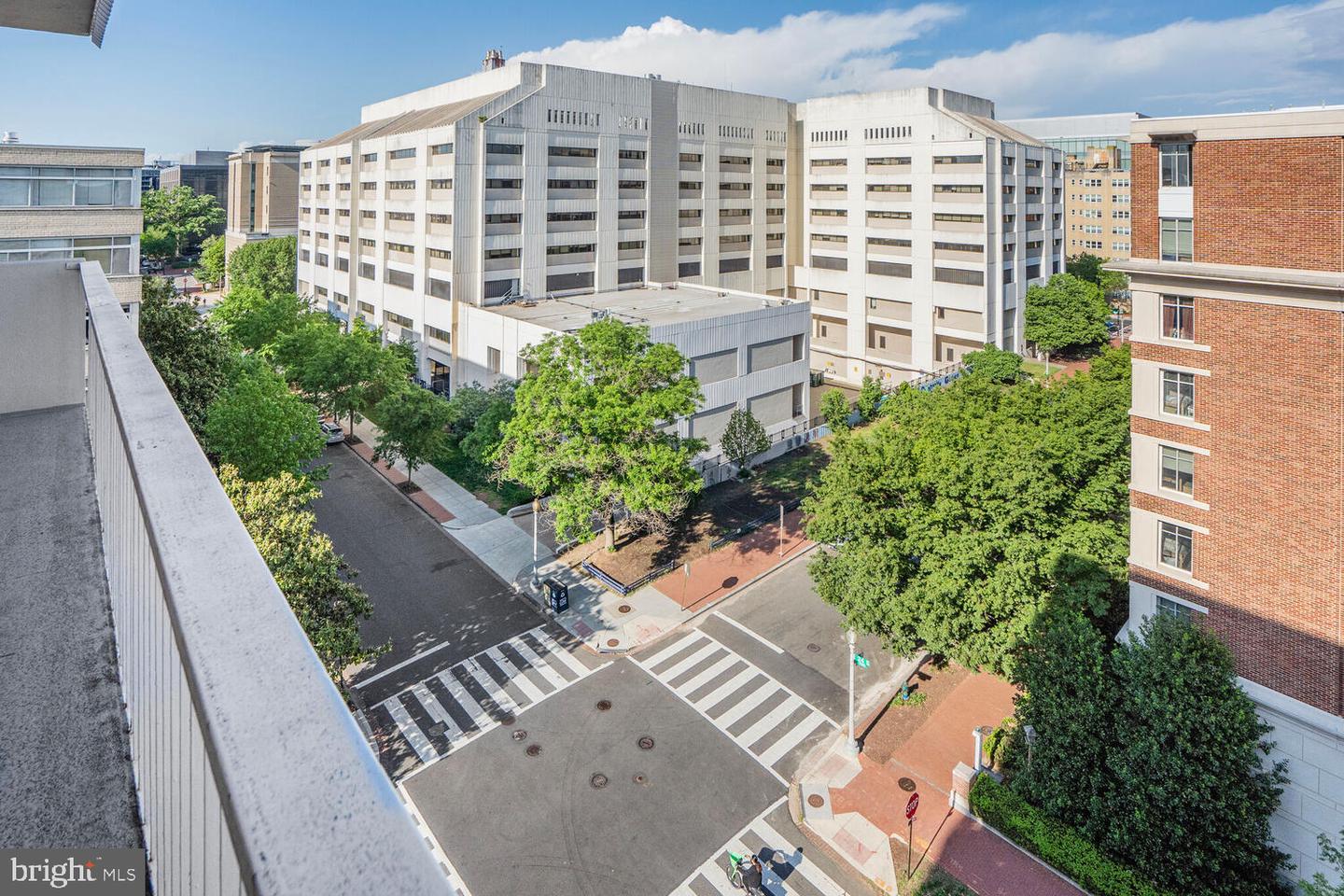730 24TH ST NW #805, WASHINGTON, District Of Columbia 20037, 1 Bedroom Bedrooms, ,1 BathroomBathrooms,Residential,For sale,730 24TH ST NW #805,DCDC2200088 MLS # DCDC2200088