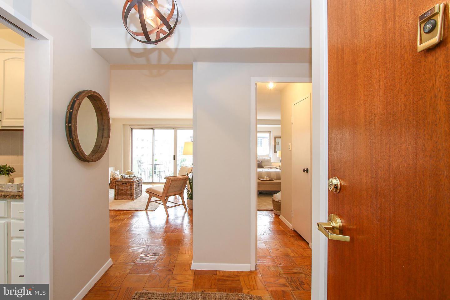 730 24TH ST NW #805, WASHINGTON, District Of Columbia 20037, 1 Bedroom Bedrooms, ,1 BathroomBathrooms,Residential,For sale,730 24TH ST NW #805,DCDC2200088 MLS # DCDC2200088