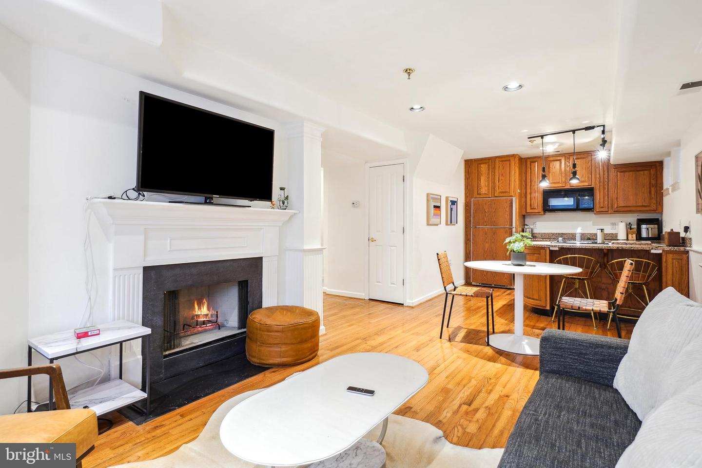 1514 21ST ST NW #2, WASHINGTON, District Of Columbia 20036, 1 Bedroom Bedrooms, ,1 BathroomBathrooms,Residential,For sale,1514 21ST ST NW #2,DCDC2200054 MLS # DCDC2200054