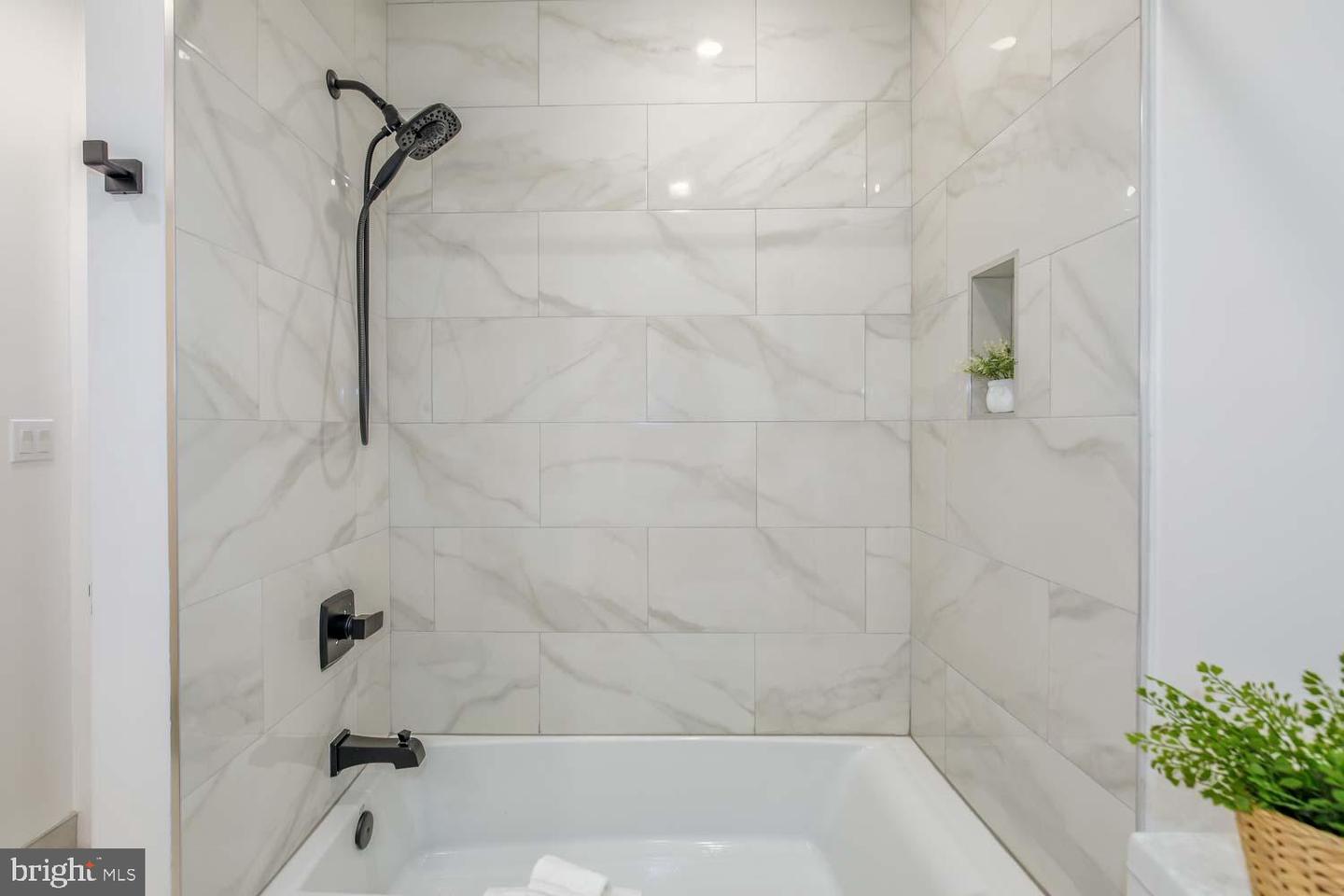 424 TAYLOR ST NW #A, WASHINGTON, District Of Columbia 20011, 3 Bedrooms Bedrooms, ,2 BathroomsBathrooms,Residential,For sale,424 TAYLOR ST NW #A,DCDC2200064 MLS # DCDC2200064