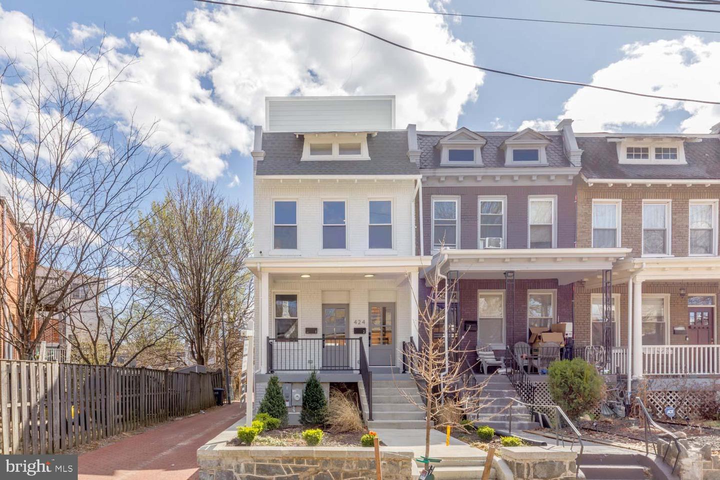 424 TAYLOR ST NW #A, WASHINGTON, District Of Columbia 20011, 3 Bedrooms Bedrooms, ,2 BathroomsBathrooms,Residential,For sale,424 TAYLOR ST NW #A,DCDC2200064 MLS # DCDC2200064