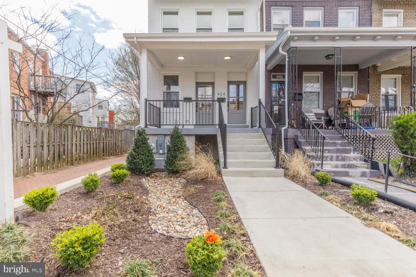 424 TAYLOR ST NW #A, WASHINGTON, District Of Columbia 20011, 3 Bedrooms Bedrooms, ,2 BathroomsBathrooms,Residential,For sale,424 TAYLOR ST NW #A,DCDC2200064 MLS # DCDC2200064