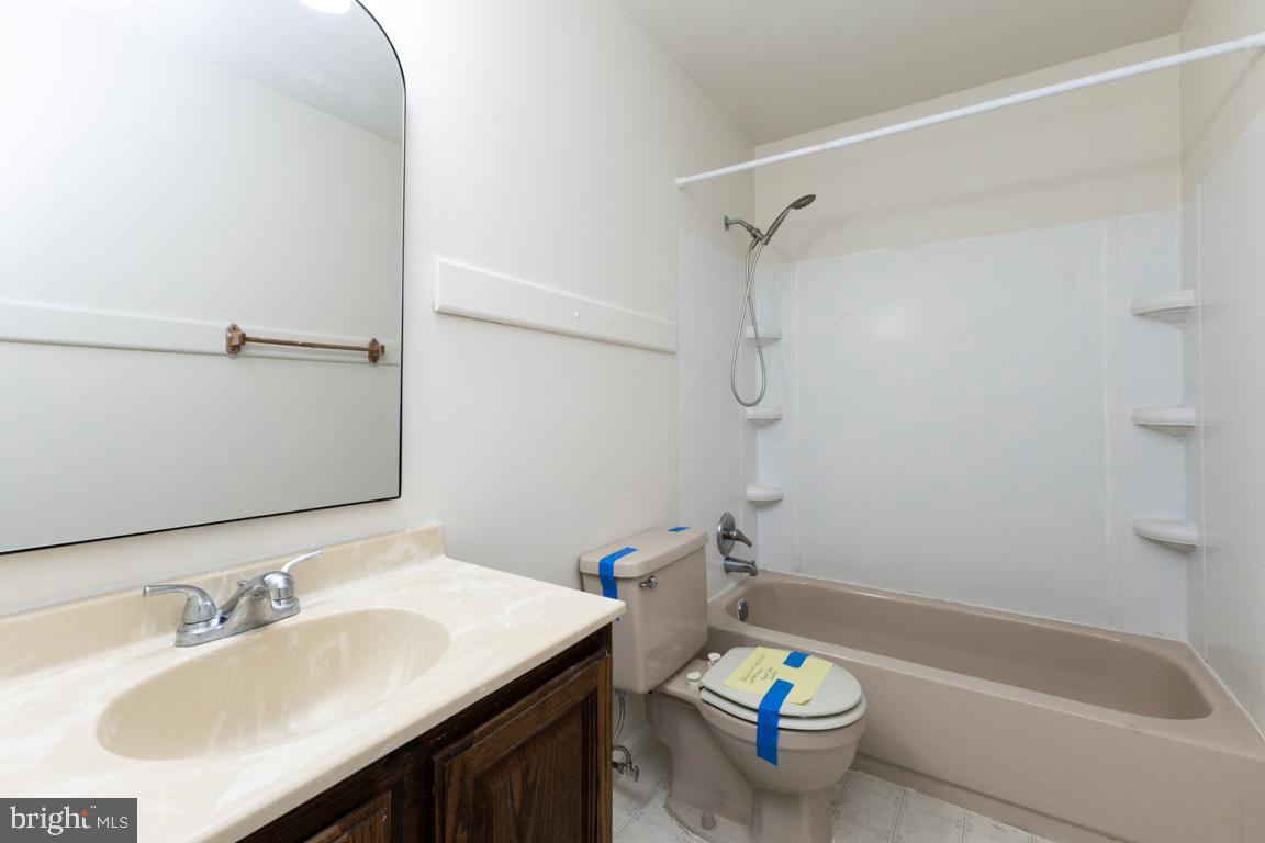 5308 MACWOOD DR, WOODBRIDGE, Virginia 22193, 4 Bedrooms Bedrooms, ,2 BathroomsBathrooms,Residential,For sale,5308 MACWOOD DR,VAPW2094436 MLS # VAPW2094436