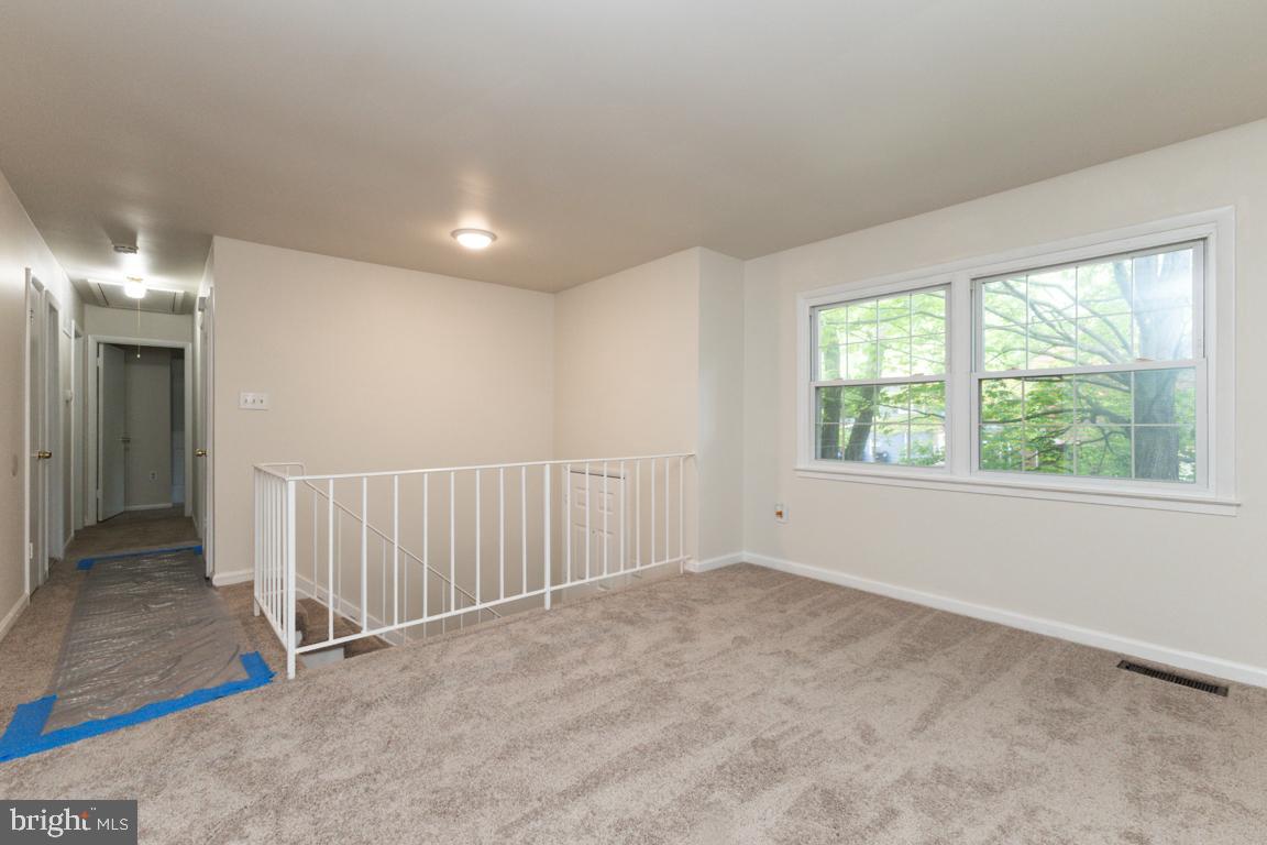 5308 MACWOOD DR, WOODBRIDGE, Virginia 22193, 4 Bedrooms Bedrooms, ,2 BathroomsBathrooms,Residential,For sale,5308 MACWOOD DR,VAPW2094436 MLS # VAPW2094436