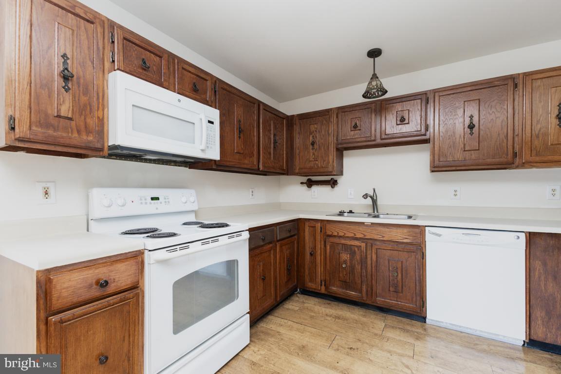 5308 MACWOOD DR, WOODBRIDGE, Virginia 22193, 4 Bedrooms Bedrooms, ,2 BathroomsBathrooms,Residential,For sale,5308 MACWOOD DR,VAPW2094436 MLS # VAPW2094436