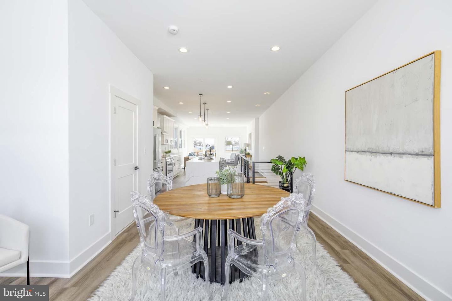 424 TAYLOR ST NW #B, WASHINGTON, District Of Columbia 20011, 4 Bedrooms Bedrooms, ,2 BathroomsBathrooms,Residential,For sale,424 TAYLOR ST NW #B,DCDC2200066 MLS # DCDC2200066