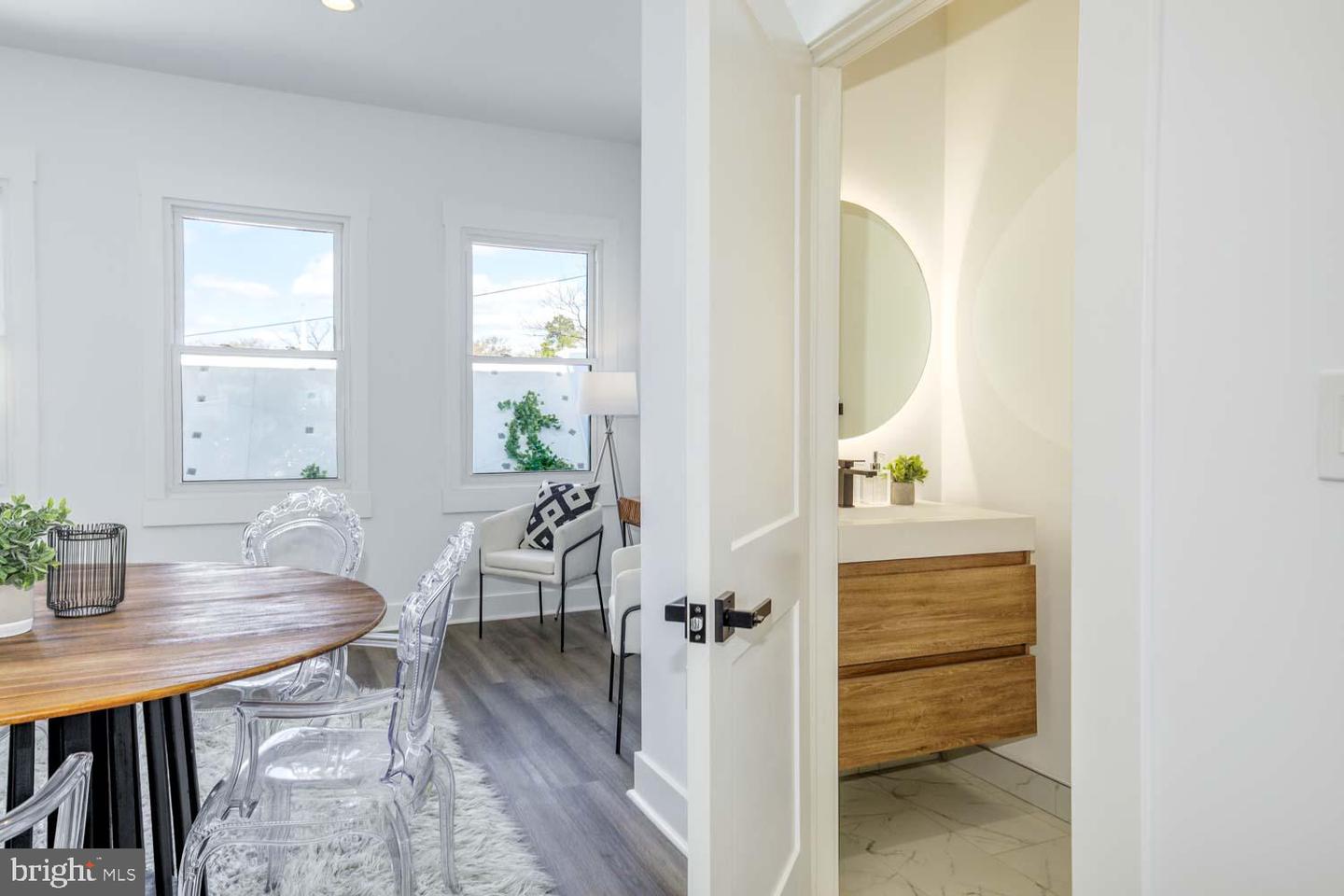 424 TAYLOR ST NW #B, WASHINGTON, District Of Columbia 20011, 4 Bedrooms Bedrooms, ,2 BathroomsBathrooms,Residential,For sale,424 TAYLOR ST NW #B,DCDC2200066 MLS # DCDC2200066