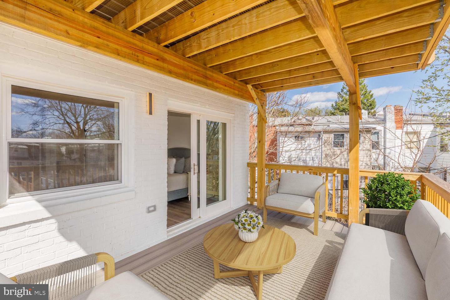 424 TAYLOR ST NW #B, WASHINGTON, District Of Columbia 20011, 4 Bedrooms Bedrooms, ,2 BathroomsBathrooms,Residential,For sale,424 TAYLOR ST NW #B,DCDC2200066 MLS # DCDC2200066