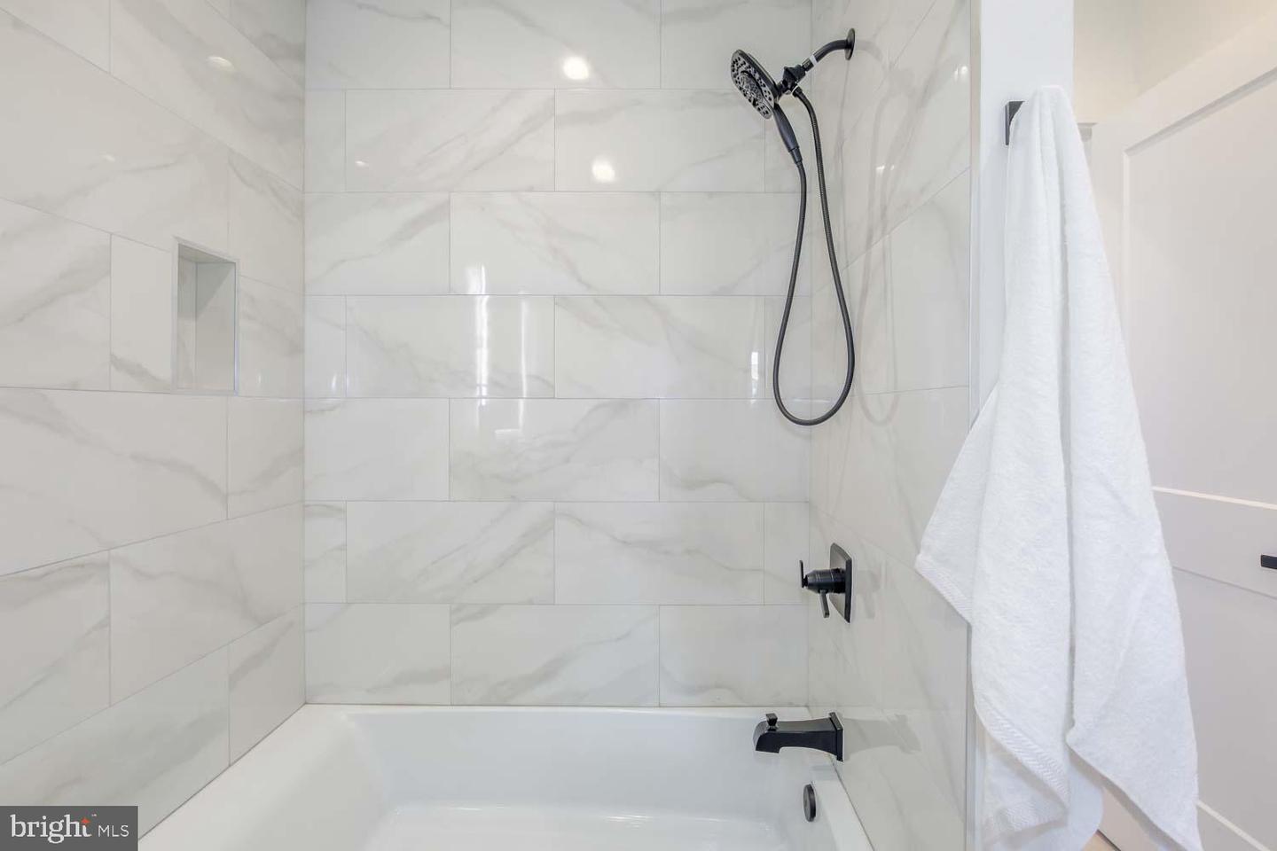 424 TAYLOR ST NW #B, WASHINGTON, District Of Columbia 20011, 4 Bedrooms Bedrooms, ,2 BathroomsBathrooms,Residential,For sale,424 TAYLOR ST NW #B,DCDC2200066 MLS # DCDC2200066