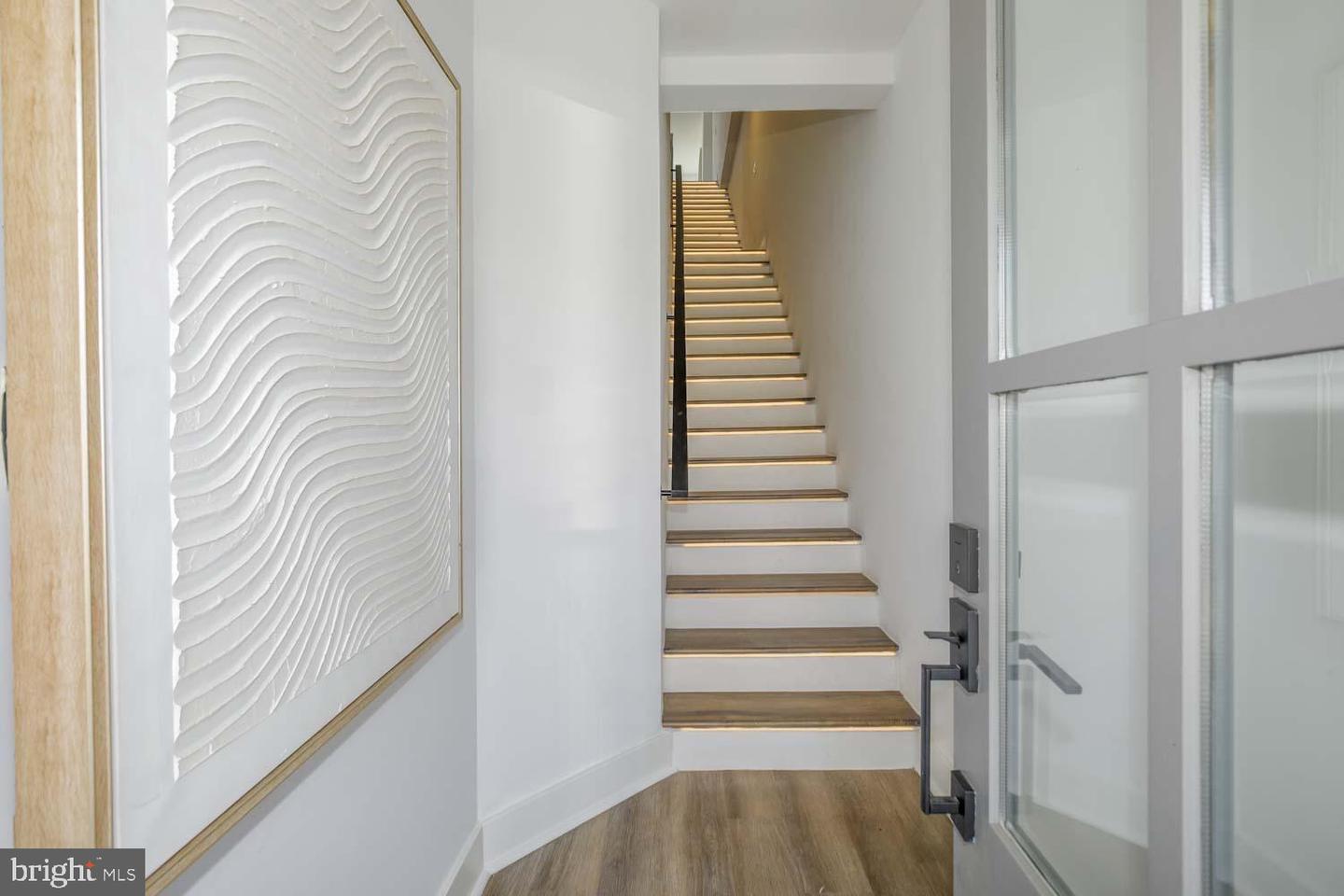 424 TAYLOR ST NW #B, WASHINGTON, District Of Columbia 20011, 4 Bedrooms Bedrooms, ,2 BathroomsBathrooms,Residential,For sale,424 TAYLOR ST NW #B,DCDC2200066 MLS # DCDC2200066