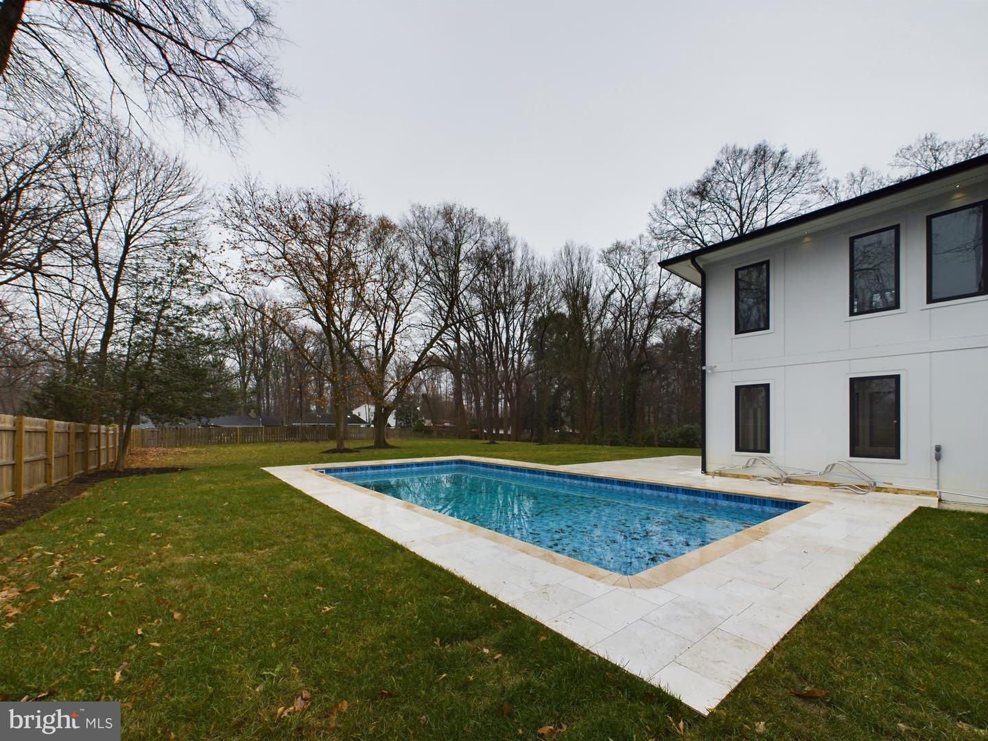 5005 RAVENSWORTH RD, ANNANDALE, Virginia 22003, 5 Bedrooms Bedrooms, ,5 BathroomsBathrooms,Residential,For sale,5005 RAVENSWORTH RD,VAFX2207636 MLS # VAFX2207636