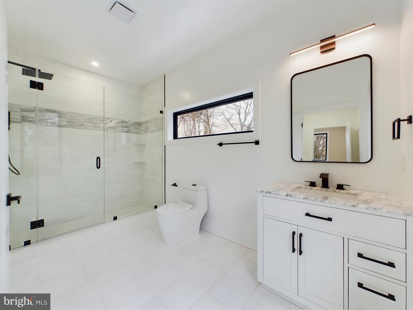5005 RAVENSWORTH RD, ANNANDALE, Virginia 22003, 5 Bedrooms Bedrooms, ,5 BathroomsBathrooms,Residential,For sale,5005 RAVENSWORTH RD,VAFX2207636 MLS # VAFX2207636