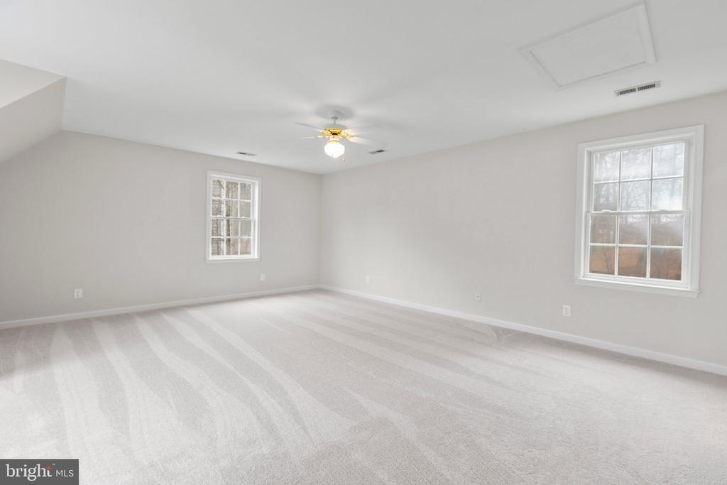 10817 CHANCELLORSVILLE DR, SPOTSYLVANIA, Virginia 22553, 4 Bedrooms Bedrooms, ,2 BathroomsBathrooms,Residential,10817 CHANCELLORSVILLE DR,VASP2031448 MLS # VASP2031448