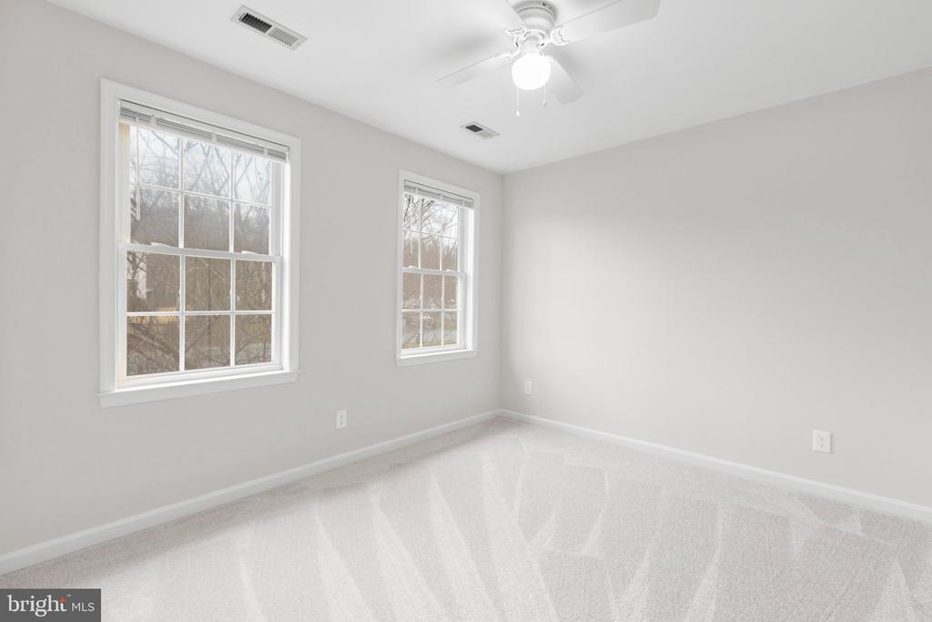 10817 CHANCELLORSVILLE DR, SPOTSYLVANIA, Virginia 22553, 4 Bedrooms Bedrooms, ,2 BathroomsBathrooms,Residential,10817 CHANCELLORSVILLE DR,VASP2031448 MLS # VASP2031448