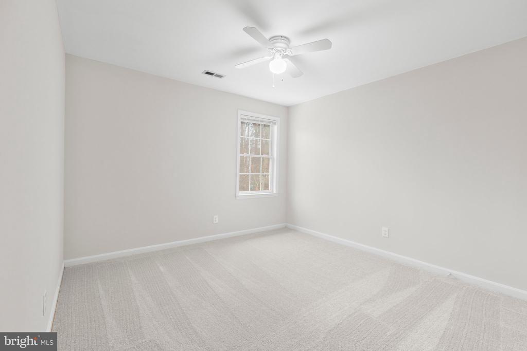 10817 CHANCELLORSVILLE DR, SPOTSYLVANIA, Virginia 22553, 4 Bedrooms Bedrooms, ,2 BathroomsBathrooms,Residential,10817 CHANCELLORSVILLE DR,VASP2031448 MLS # VASP2031448