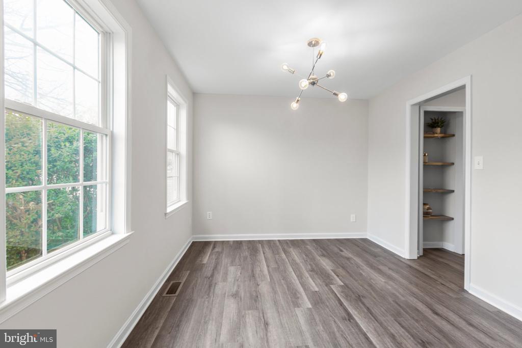 10817 CHANCELLORSVILLE DR, SPOTSYLVANIA, Virginia 22553, 4 Bedrooms Bedrooms, ,2 BathroomsBathrooms,Residential,10817 CHANCELLORSVILLE DR,VASP2031448 MLS # VASP2031448