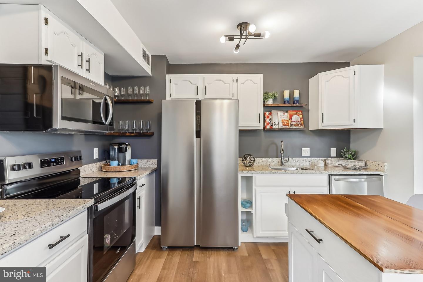 3141 CHEPSTOW LN, FALLS CHURCH, Virginia 22042, 3 Bedrooms Bedrooms, 6 Rooms Rooms,2 BathroomsBathrooms,Residential,For sale,3141 CHEPSTOW LN,VAFX2223650 MLS # VAFX2223650