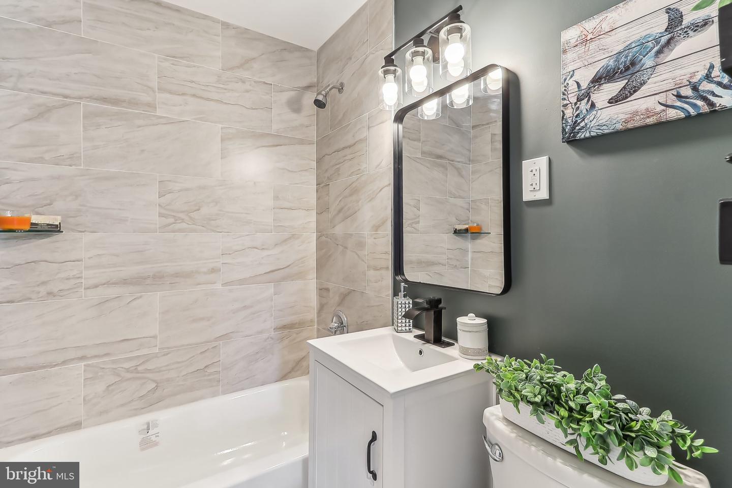 3141 CHEPSTOW LN, FALLS CHURCH, Virginia 22042, 3 Bedrooms Bedrooms, 6 Rooms Rooms,2 BathroomsBathrooms,Residential,For sale,3141 CHEPSTOW LN,VAFX2223650 MLS # VAFX2223650