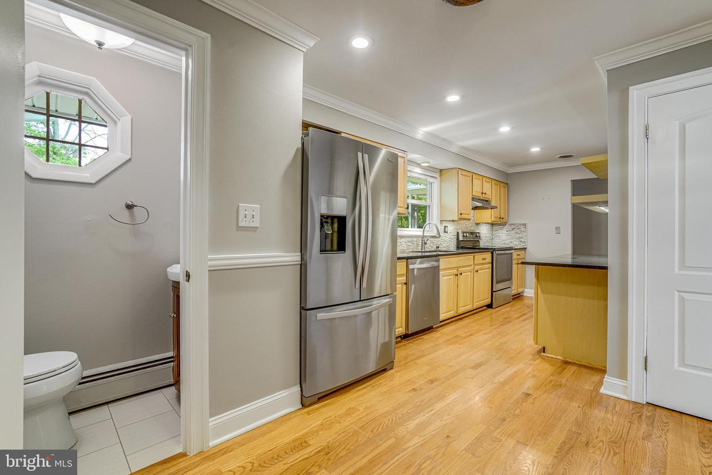 5615 GLENWOOD DR, ALEXANDRIA, Virginia 22310, 3 Bedrooms Bedrooms, ,2 BathroomsBathrooms,Residential,For sale,5615 GLENWOOD DR,VAFX2228736 MLS # VAFX2228736