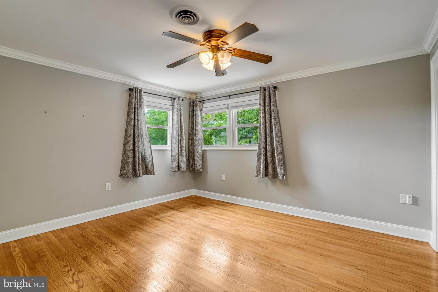 5615 GLENWOOD DR, ALEXANDRIA, Virginia 22310, 3 Bedrooms Bedrooms, ,2 BathroomsBathrooms,Residential,For sale,5615 GLENWOOD DR,VAFX2228736 MLS # VAFX2228736