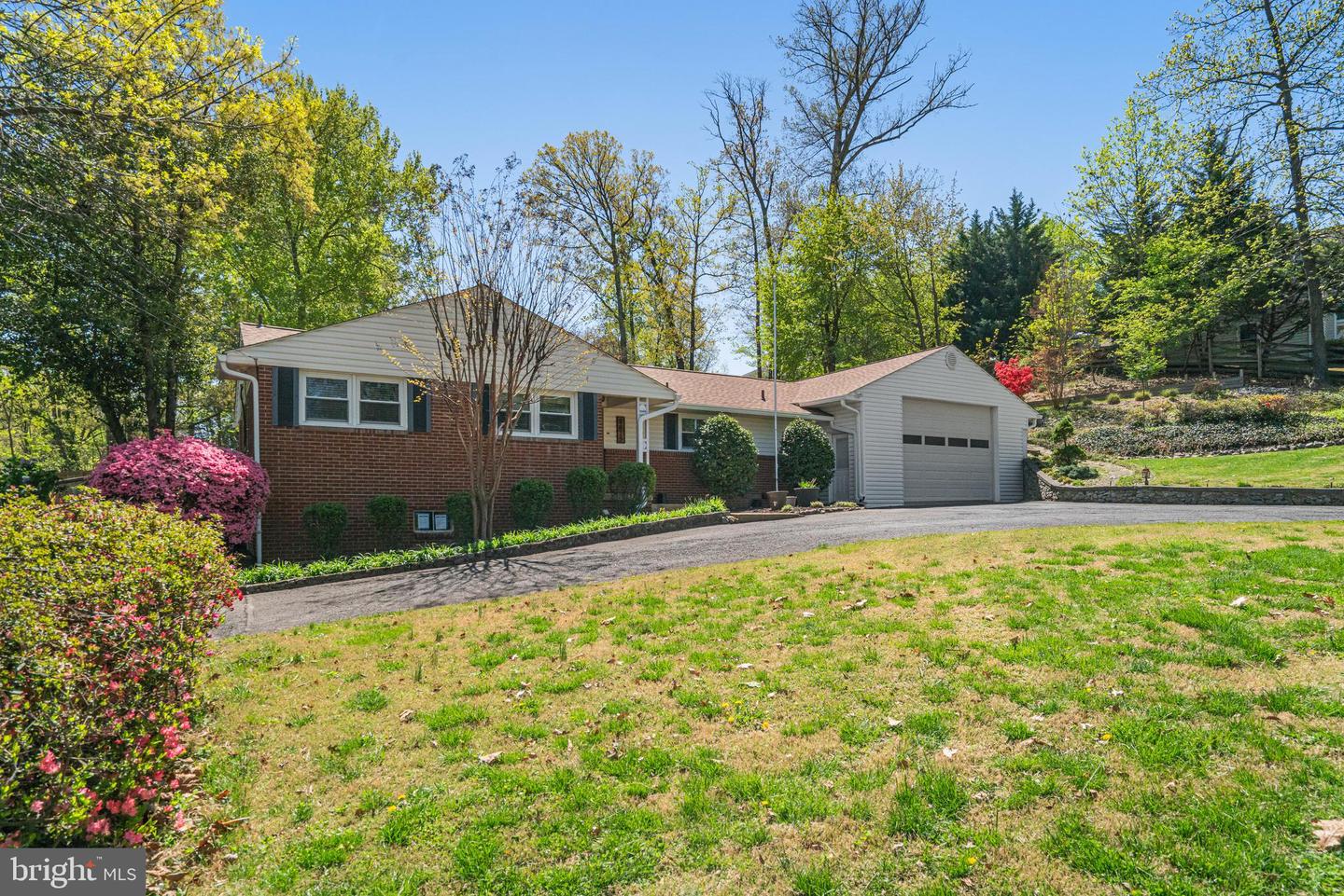 5615 GLENWOOD DR, ALEXANDRIA, Virginia 22310, 3 Bedrooms Bedrooms, ,2 BathroomsBathrooms,Residential,For sale,5615 GLENWOOD DR,VAFX2228736 MLS # VAFX2228736
