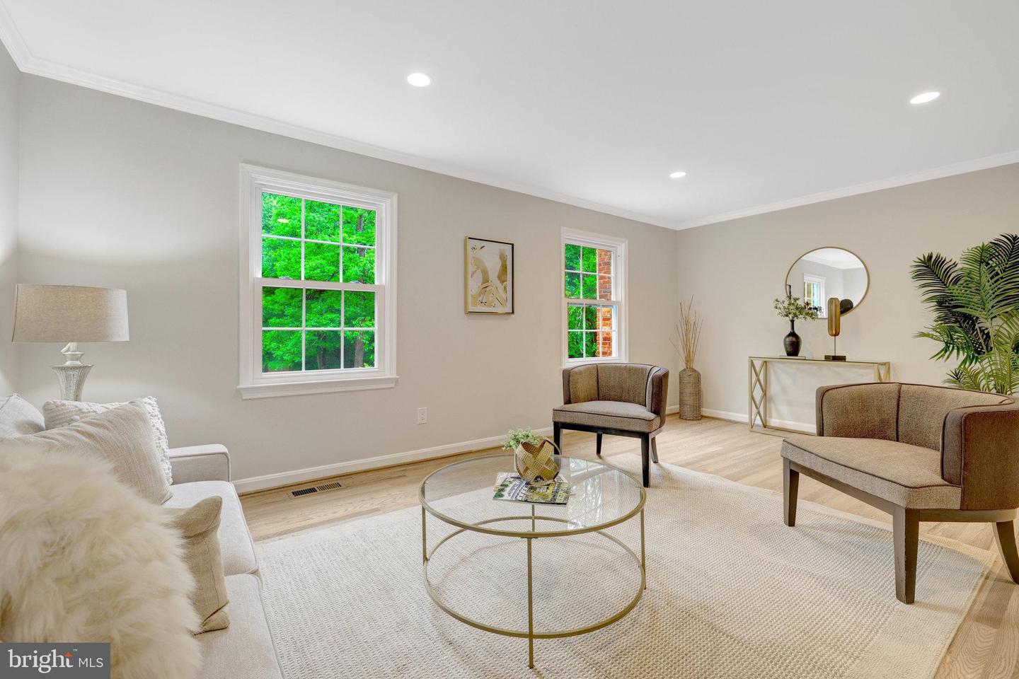 7019 ALICENT PL, MCLEAN, Virginia 22101, 3 Bedrooms Bedrooms, ,2 BathroomsBathrooms,Residential,For sale,7019 ALICENT PL,VAFX2228510 MLS # VAFX2228510