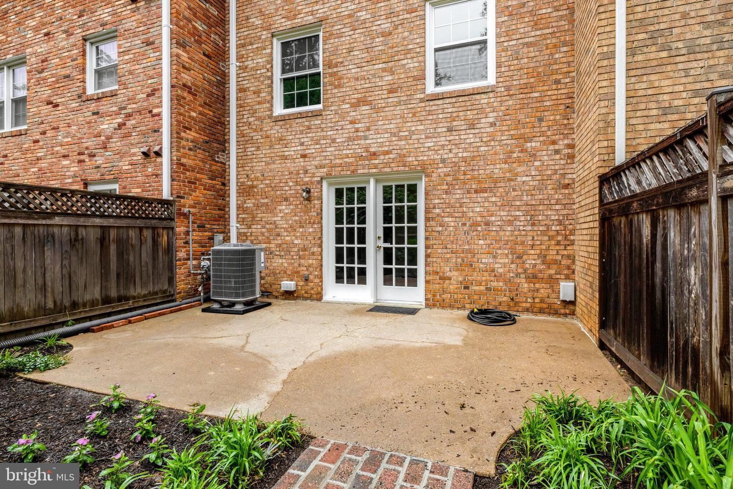 7019 ALICENT PL, MCLEAN, Virginia 22101, 3 Bedrooms Bedrooms, ,2 BathroomsBathrooms,Residential,For sale,7019 ALICENT PL,VAFX2228510 MLS # VAFX2228510