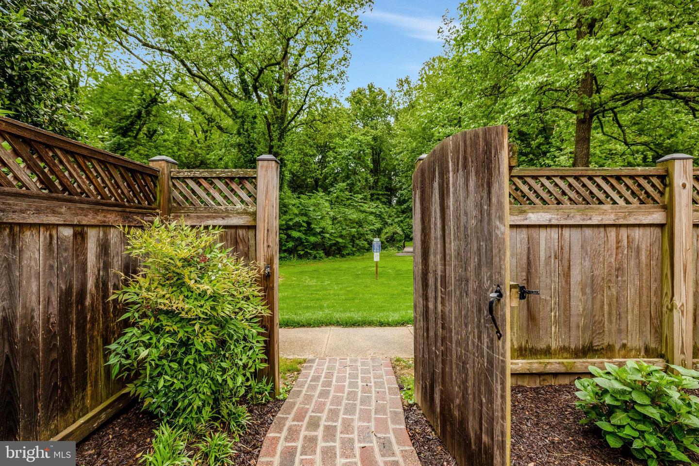 7019 ALICENT PL, MCLEAN, Virginia 22101, 3 Bedrooms Bedrooms, ,2 BathroomsBathrooms,Residential,For sale,7019 ALICENT PL,VAFX2228510 MLS # VAFX2228510