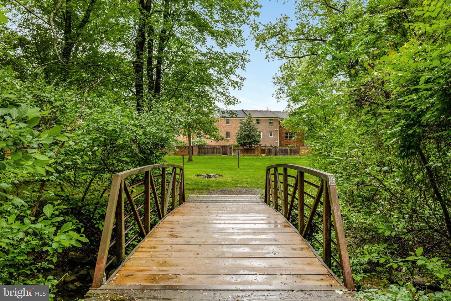 7019 ALICENT PL, MCLEAN, Virginia 22101, 3 Bedrooms Bedrooms, ,2 BathroomsBathrooms,Residential,For sale,7019 ALICENT PL,VAFX2228510 MLS # VAFX2228510