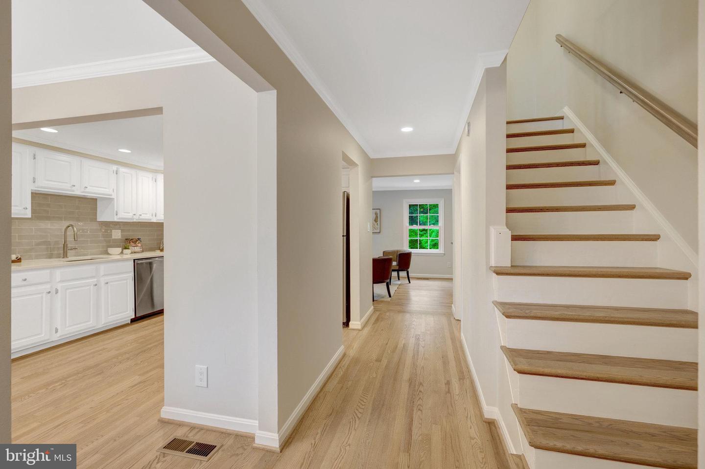 7019 ALICENT PL, MCLEAN, Virginia 22101, 3 Bedrooms Bedrooms, ,2 BathroomsBathrooms,Residential,For sale,7019 ALICENT PL,VAFX2228510 MLS # VAFX2228510