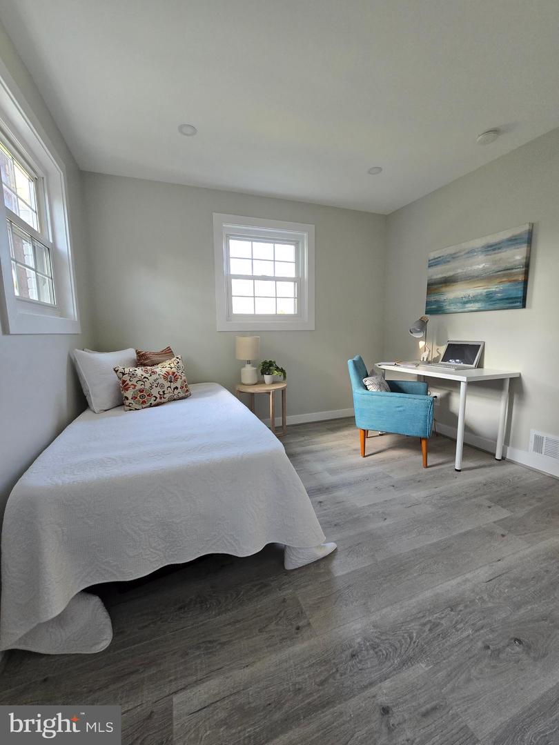 6065 MUNSON HILL RD, FALLS CHURCH, Virginia 22044, 4 Bedrooms Bedrooms, ,2 BathroomsBathrooms,Residential,For sale,6065 MUNSON HILL RD,VAFX2228872 MLS # VAFX2228872