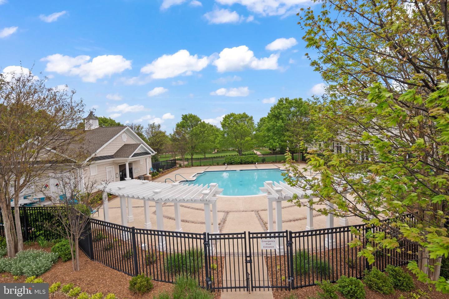 44390 CEDAR HEIGHTS DR, ASHBURN, Virginia 20147, 3 Bedrooms Bedrooms, ,3 BathroomsBathrooms,Residential,For sale,44390 CEDAR HEIGHTS DR,VALO2090746 MLS # VALO2090746