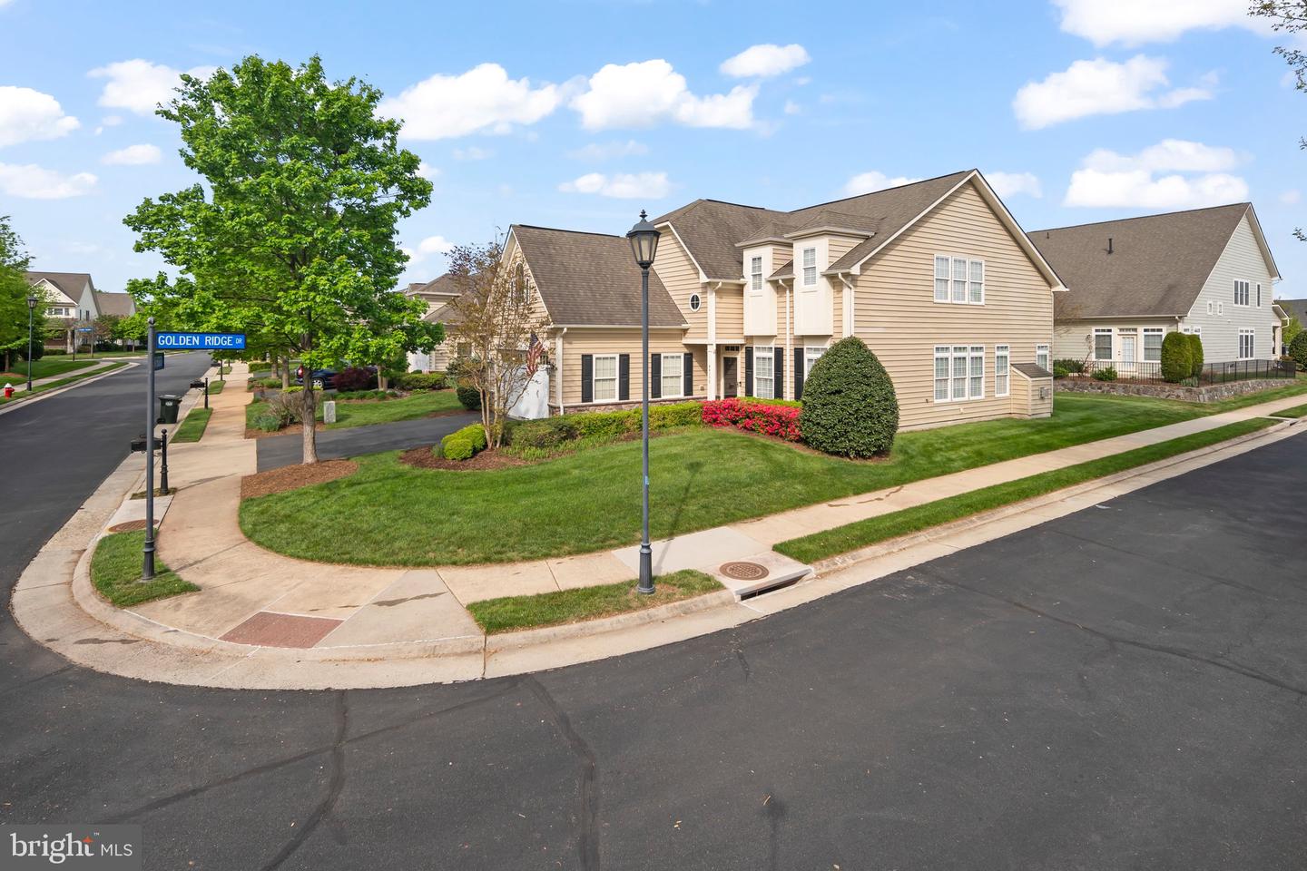 44390 CEDAR HEIGHTS DR, ASHBURN, Virginia 20147, 3 Bedrooms Bedrooms, ,3 BathroomsBathrooms,Residential,For sale,44390 CEDAR HEIGHTS DR,VALO2090746 MLS # VALO2090746