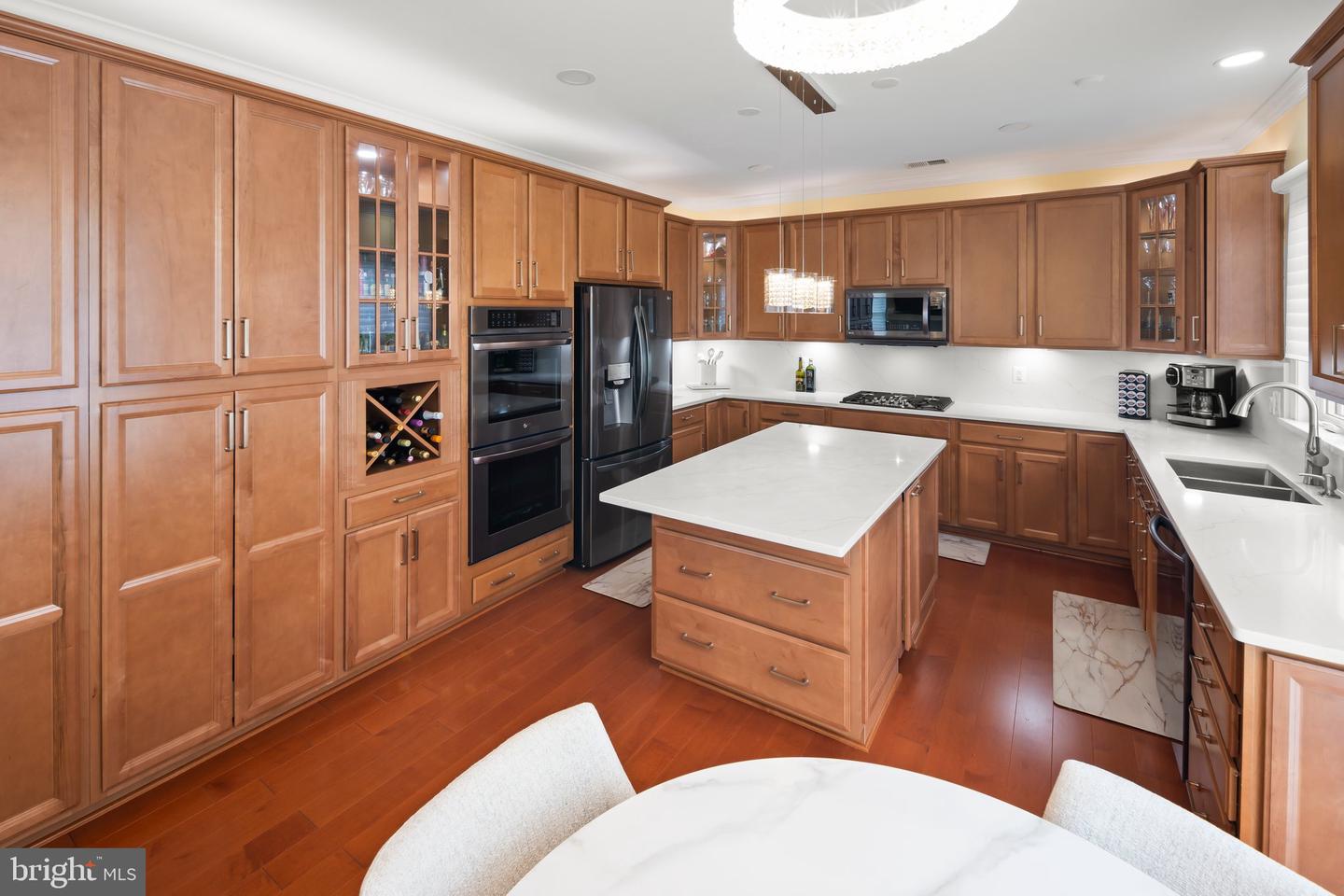 44390 CEDAR HEIGHTS DR, ASHBURN, Virginia 20147, 3 Bedrooms Bedrooms, ,3 BathroomsBathrooms,Residential,For sale,44390 CEDAR HEIGHTS DR,VALO2090746 MLS # VALO2090746