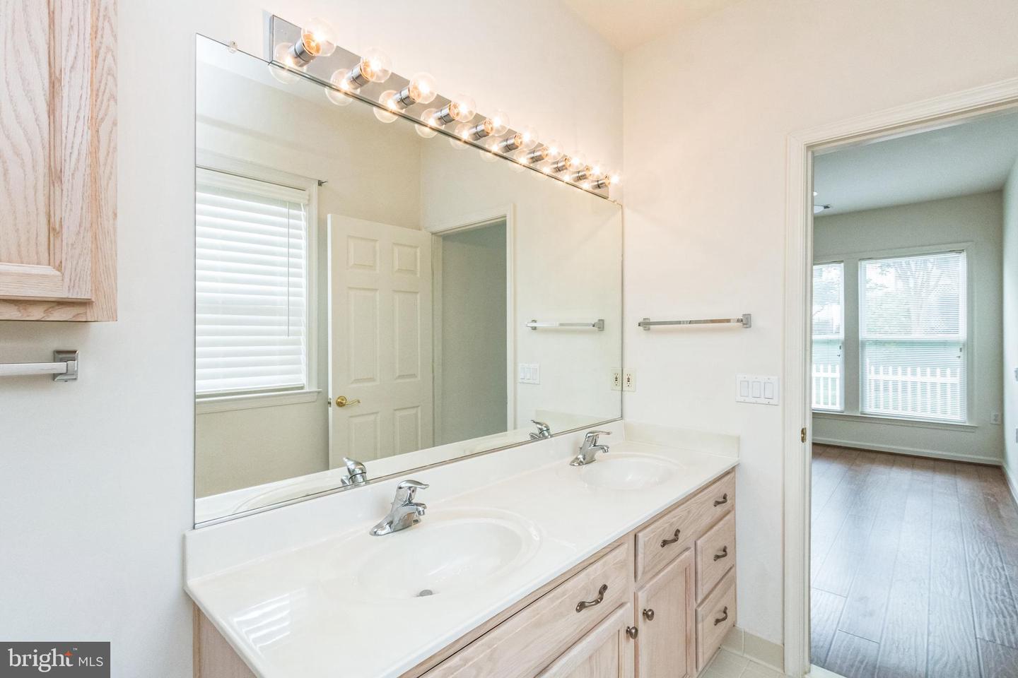 1 ASHLAND CIR, FREDERICKSBURG, Virginia 22406, 2 Bedrooms Bedrooms, ,2 BathroomsBathrooms,Residential,For sale,1 ASHLAND CIR,VAST2037104 MLS # VAST2037104