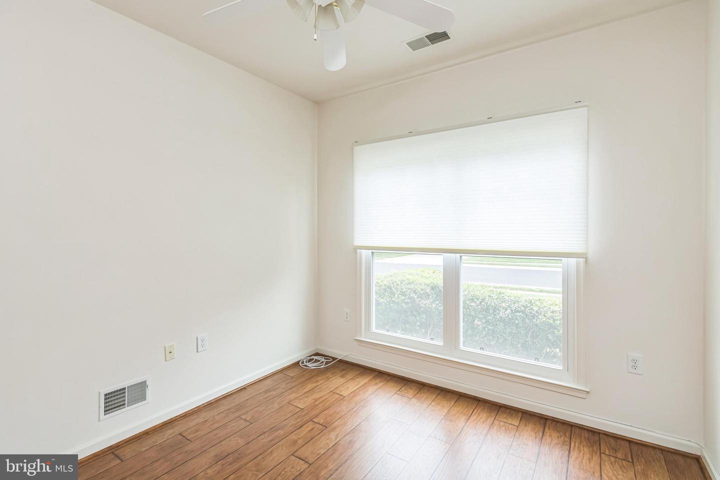 1 ASHLAND CIR, FREDERICKSBURG, Virginia 22406, 2 Bedrooms Bedrooms, ,2 BathroomsBathrooms,Residential,For sale,1 ASHLAND CIR,VAST2037104 MLS # VAST2037104