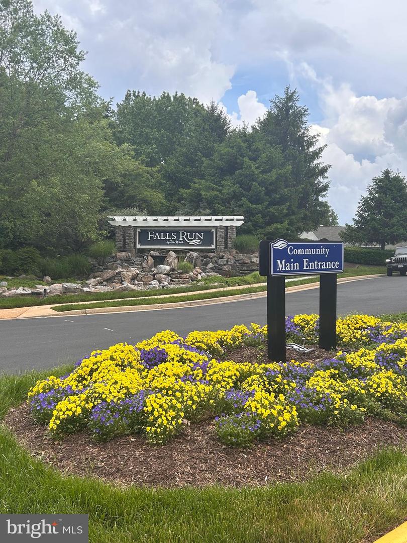 1 ASHLAND CIR, FREDERICKSBURG, Virginia 22406, 2 Bedrooms Bedrooms, ,2 BathroomsBathrooms,Residential,For sale,1 ASHLAND CIR,VAST2037104 MLS # VAST2037104
