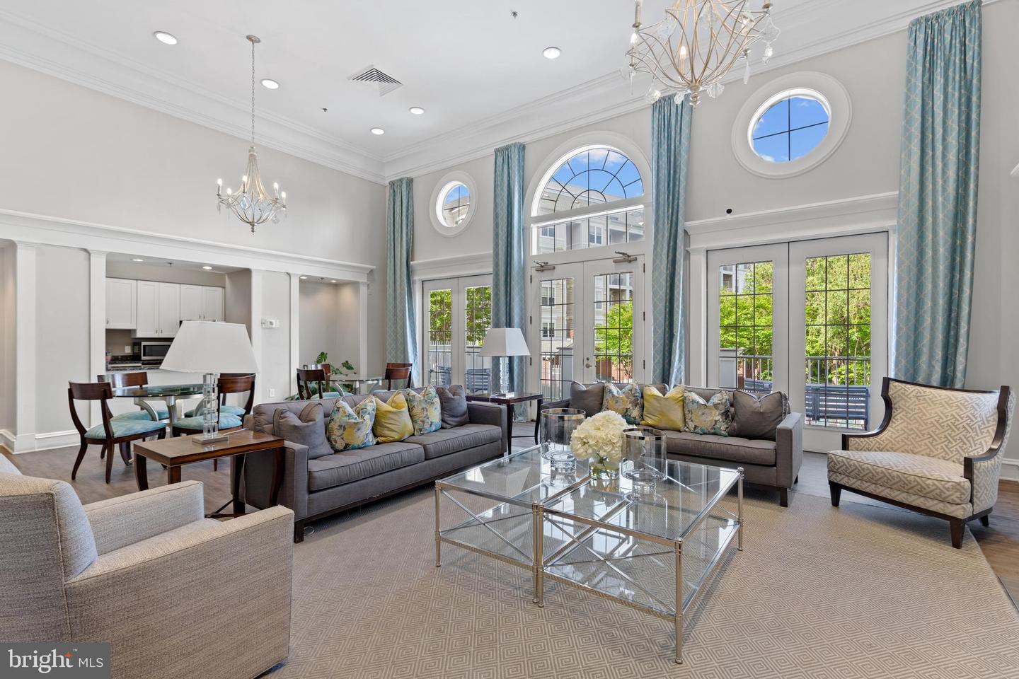 1625 INTERNATIONAL DR #402, MCLEAN, Virginia 22102, 2 Bedrooms Bedrooms, ,2 BathroomsBathrooms,Residential,For sale,1625 INTERNATIONAL DR #402,VAFX2229918 MLS # VAFX2229918