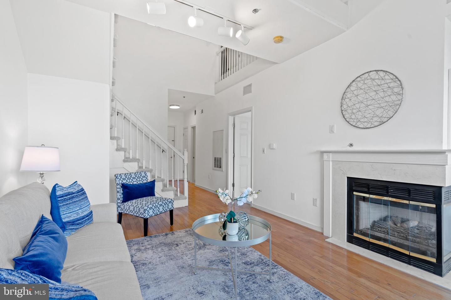 1625 INTERNATIONAL DR #402, MCLEAN, Virginia 22102, 2 Bedrooms Bedrooms, ,2 BathroomsBathrooms,Residential,For sale,1625 INTERNATIONAL DR #402,VAFX2229918 MLS # VAFX2229918