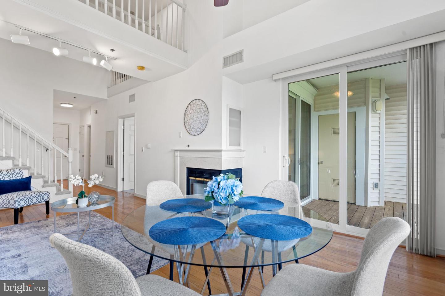 1625 INTERNATIONAL DR #402, MCLEAN, Virginia 22102, 2 Bedrooms Bedrooms, ,2 BathroomsBathrooms,Residential,For sale,1625 INTERNATIONAL DR #402,VAFX2229918 MLS # VAFX2229918