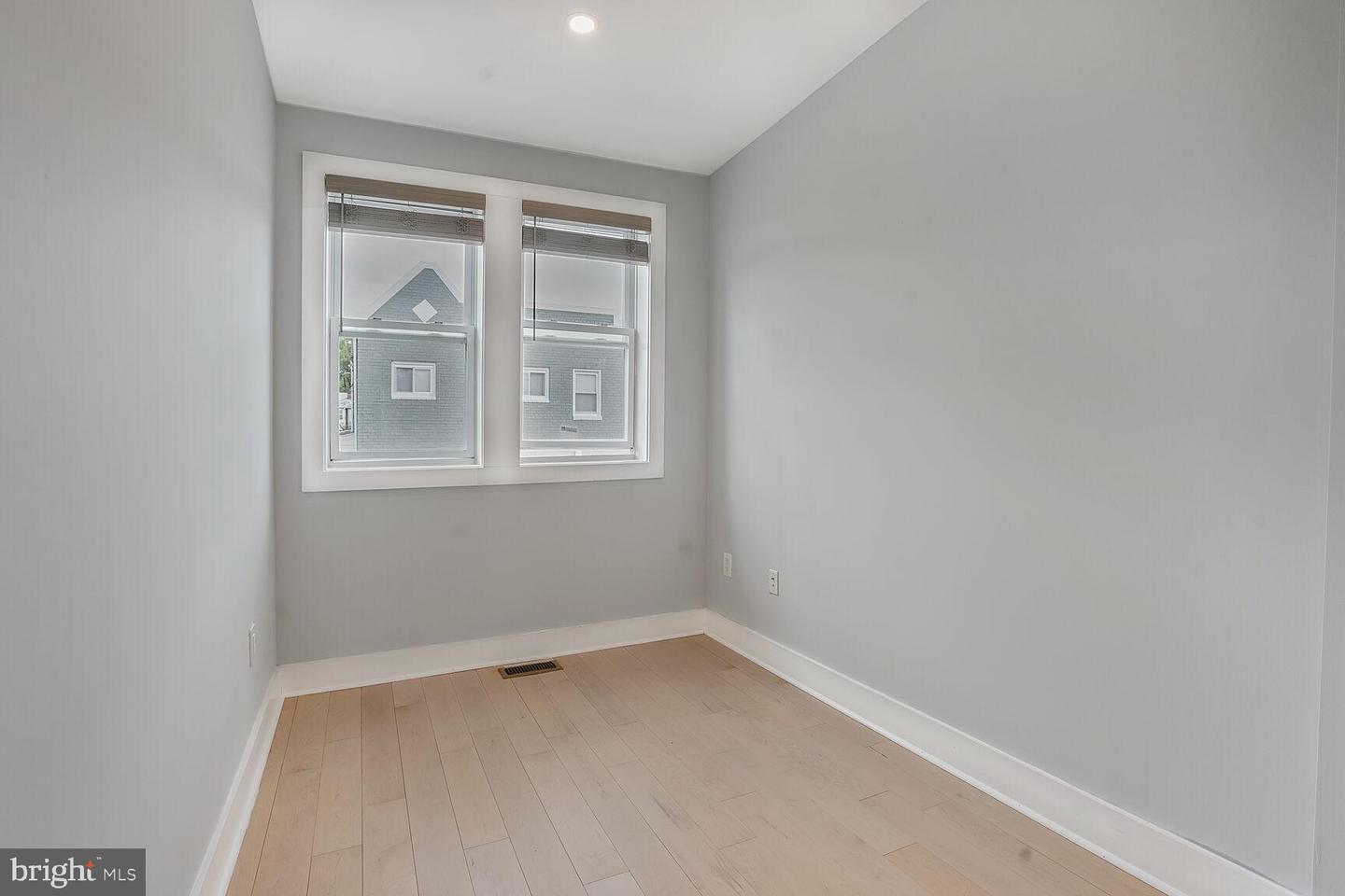 4931 4TH ST NW, WASHINGTON, District Of Columbia 20011, 5 Bedrooms Bedrooms, ,3 BathroomsBathrooms,Residential,For sale,4931 4TH ST NW,DCDC2192150 MLS # DCDC2192150