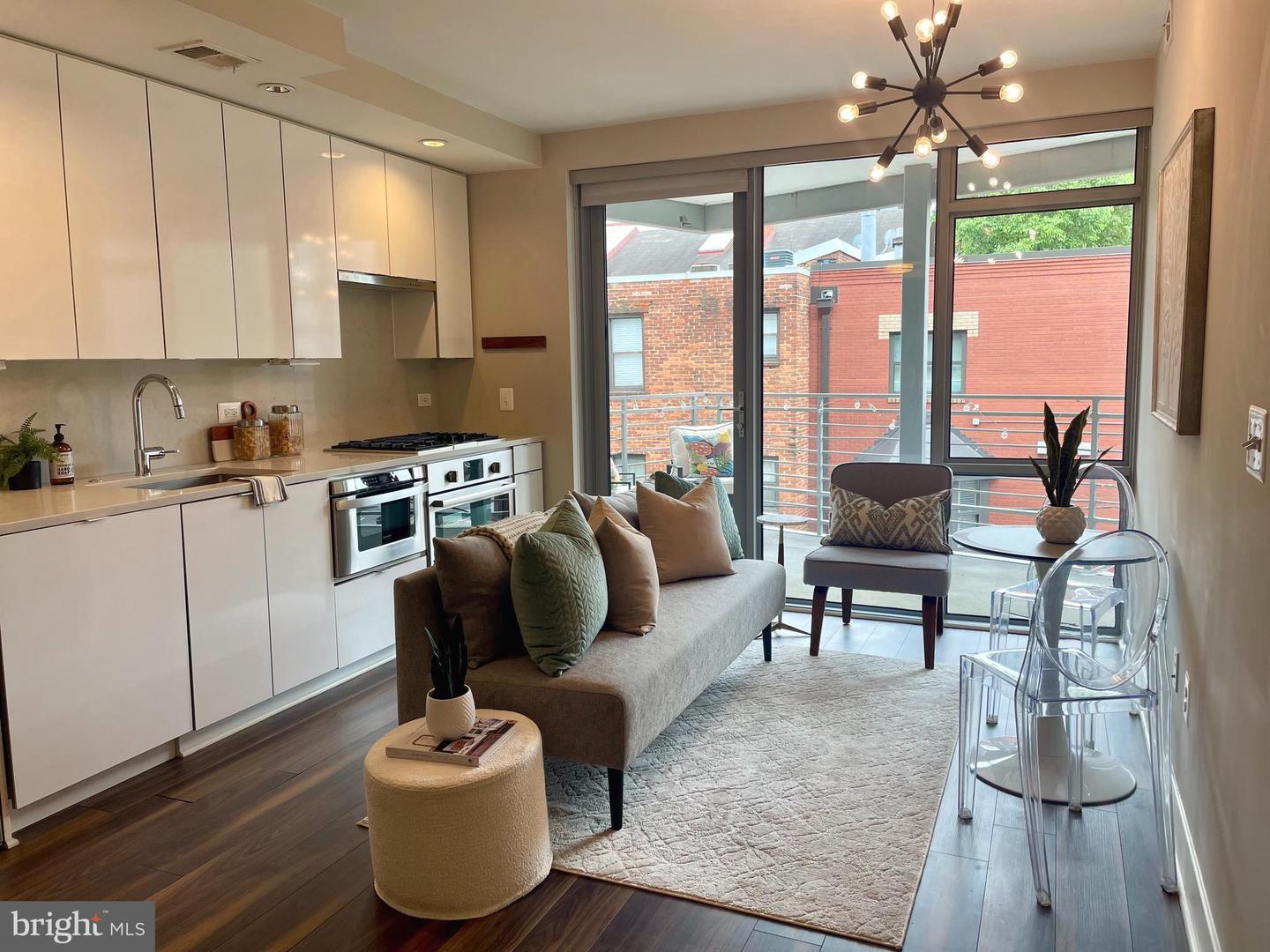 1311 13TH ST NW #308, WASHINGTON, District Of Columbia 20005, 1 Bedroom Bedrooms, ,1 BathroomBathrooms,Residential,For sale,1311 13TH ST NW #308,DCDC2192186 MLS # DCDC2192186