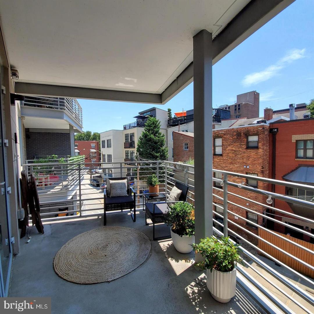 1311 13TH ST NW #308, WASHINGTON, District Of Columbia 20005, 1 Bedroom Bedrooms, ,1 BathroomBathrooms,Residential,For sale,1311 13TH ST NW #308,DCDC2192186 MLS # DCDC2192186